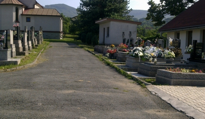 Cintorín a dom smútku