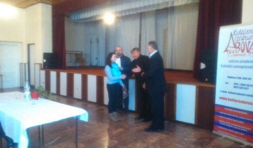 Stavanie snehuliakov :-)