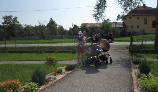 Stavanie snehuliakov :-)